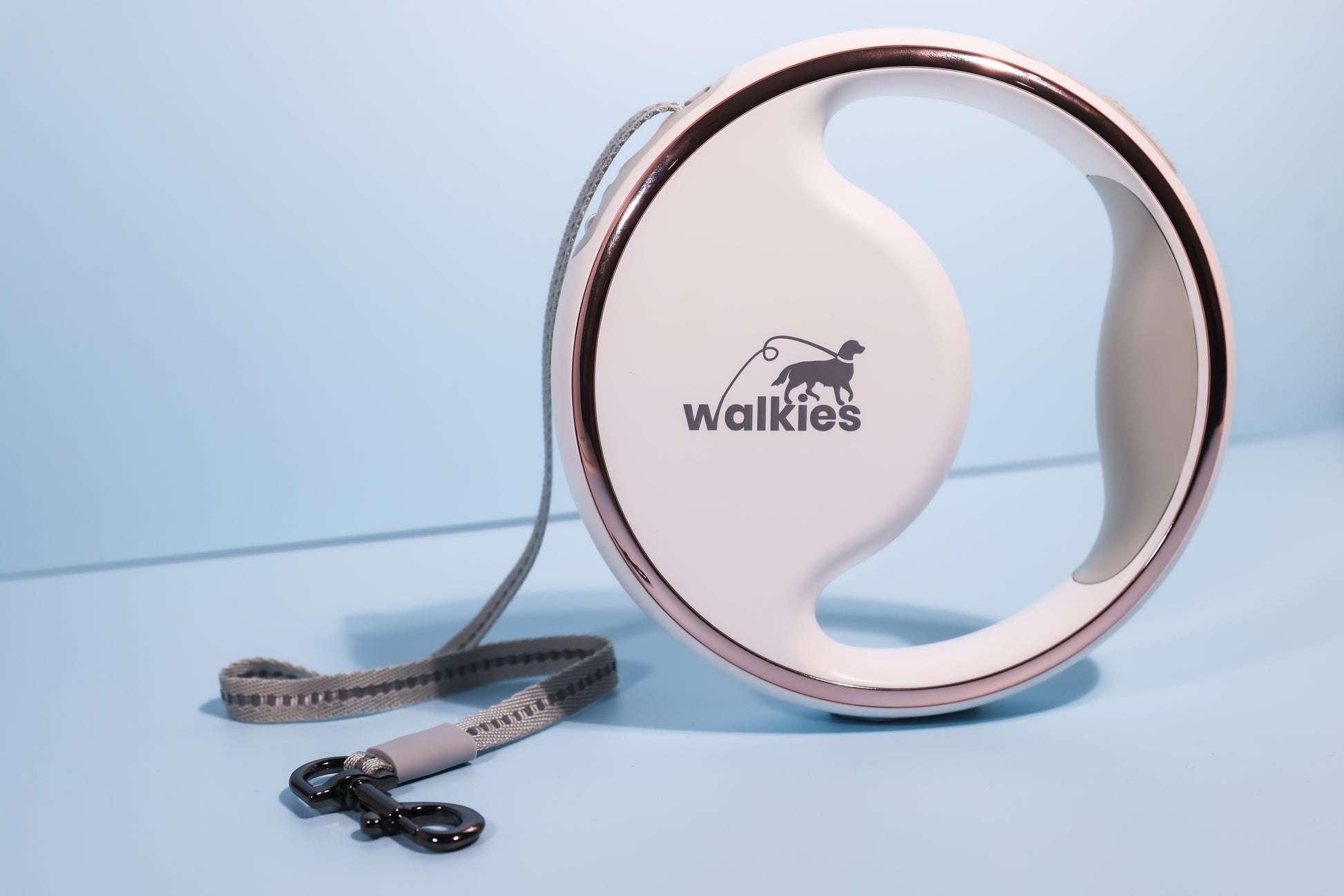 Shop Walkies Retractable Dog Lead Side